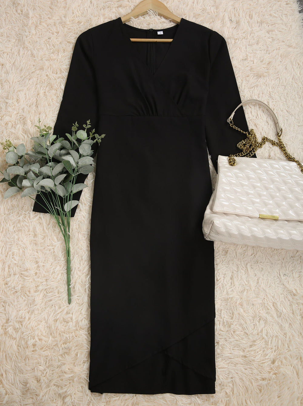 Classy Black Plain Midi Dress