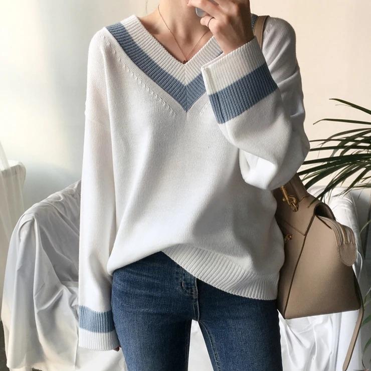 Simple V-Neck Color Block Sweater