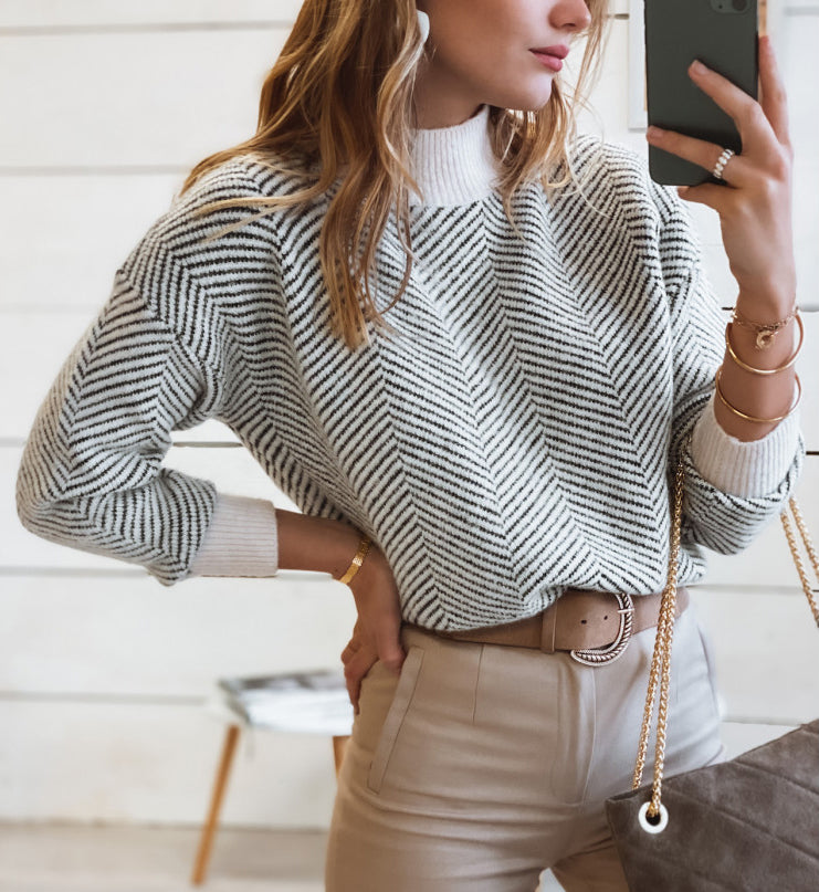 Elegant Print Long Sleeve Sweater